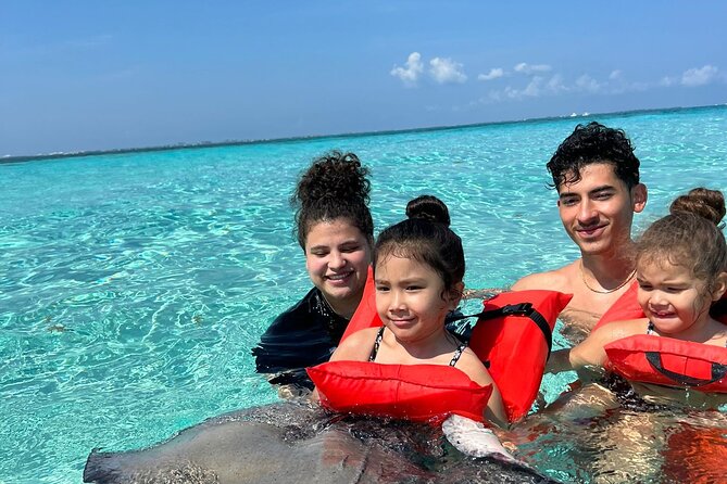 Avoid the crowd book your Private Stingraycity Charter today - What to bring so the day runs smoothly