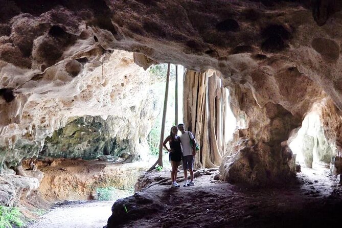 Cayman Crystal Caves Tour in Grand Cayman - What to pack (because Cayman heat is real)