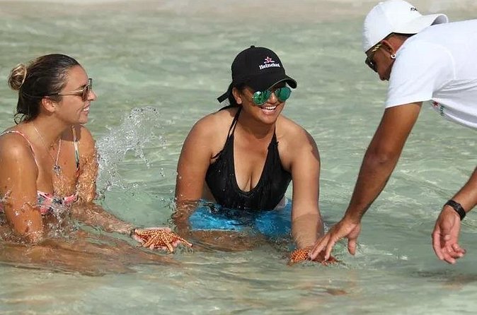 Cayman Island Eastern Districts Highlights - Starfish Point: wading time, photos, and what to expect