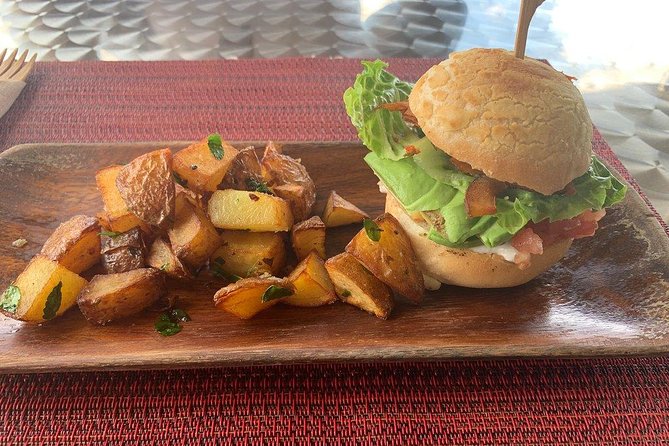 Cayman's Classic Food Tasting & Cultural Experience - Why this food-and-culture format works in Grand Cayman