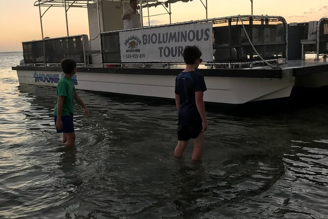 Grand Cayman Bioluminescent Bay Tour - Starfish Point stop: marine life, photos, and the upside-down jellyfish lesson