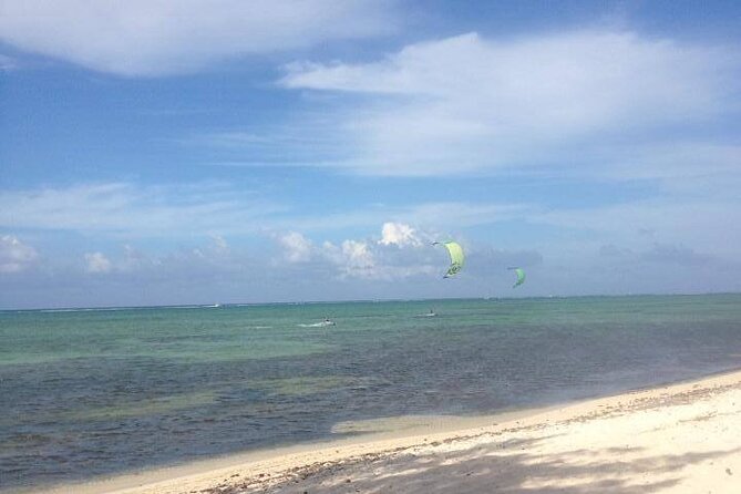 Grand Cayman Kitesurf Gear Rental - On the water at Barkers Beach: what the conditions are like