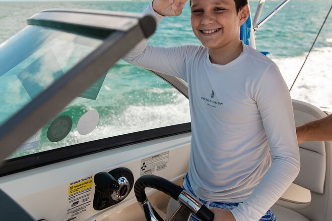 Private boat charter in Grand Cayman - Captain Justin and the interactive way this runs