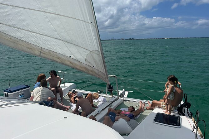 Private Luxury Catamaran Tour to Stingray City and Snorkel - What to Pack So the Day Feels Easy