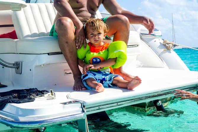 Private, luxury, custom charters to Stingray City, Snorkeling & More - Stingray City Swim: Southern Stingrays, Safety, and Real Person-to-Wildlife Time