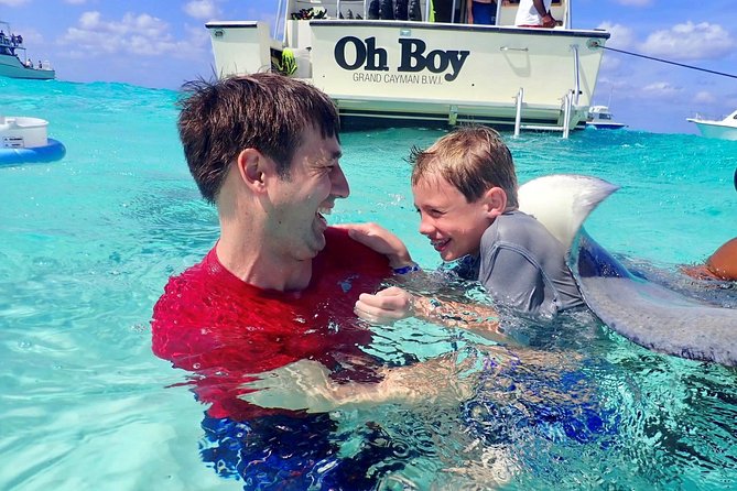 Stingray City and Snorkel Tour With Lunch - Stingray City, Coral Gardens, and the Barrier Reef in One Smooth Flow