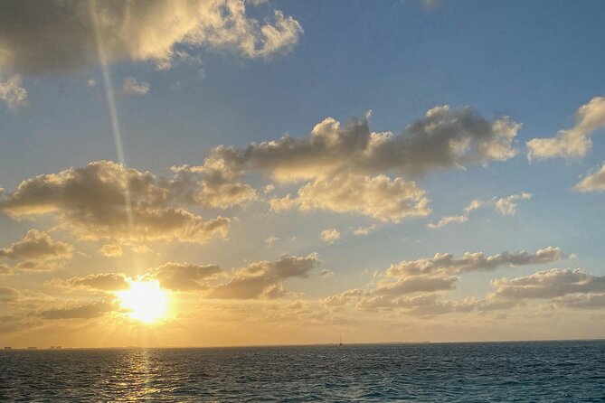 Stingray City Catamaran Sunset Tour - Quick Hits Before You Go