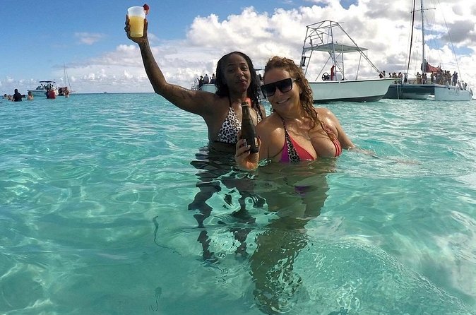 Stingray City Experience Plus Two Snorkeling spots Private Boat - Stop 4: Barrier Reef or Coral Gardens, the finish that makes snorkeling feel complete